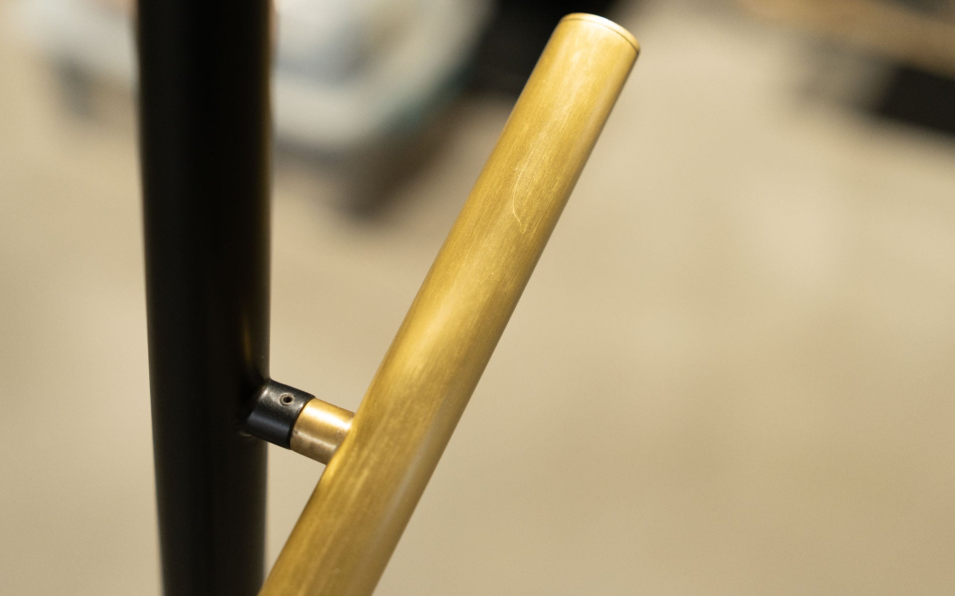 IRREGULAR Lambader (Teşhir)