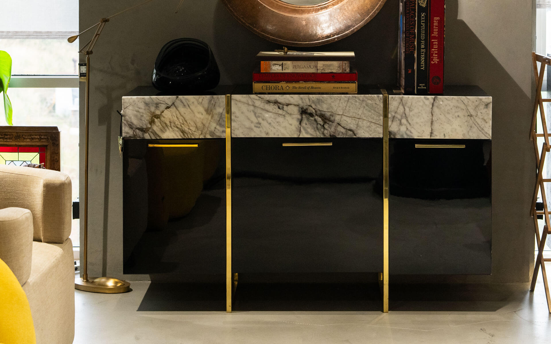 Famed Console No:3 Carrara White