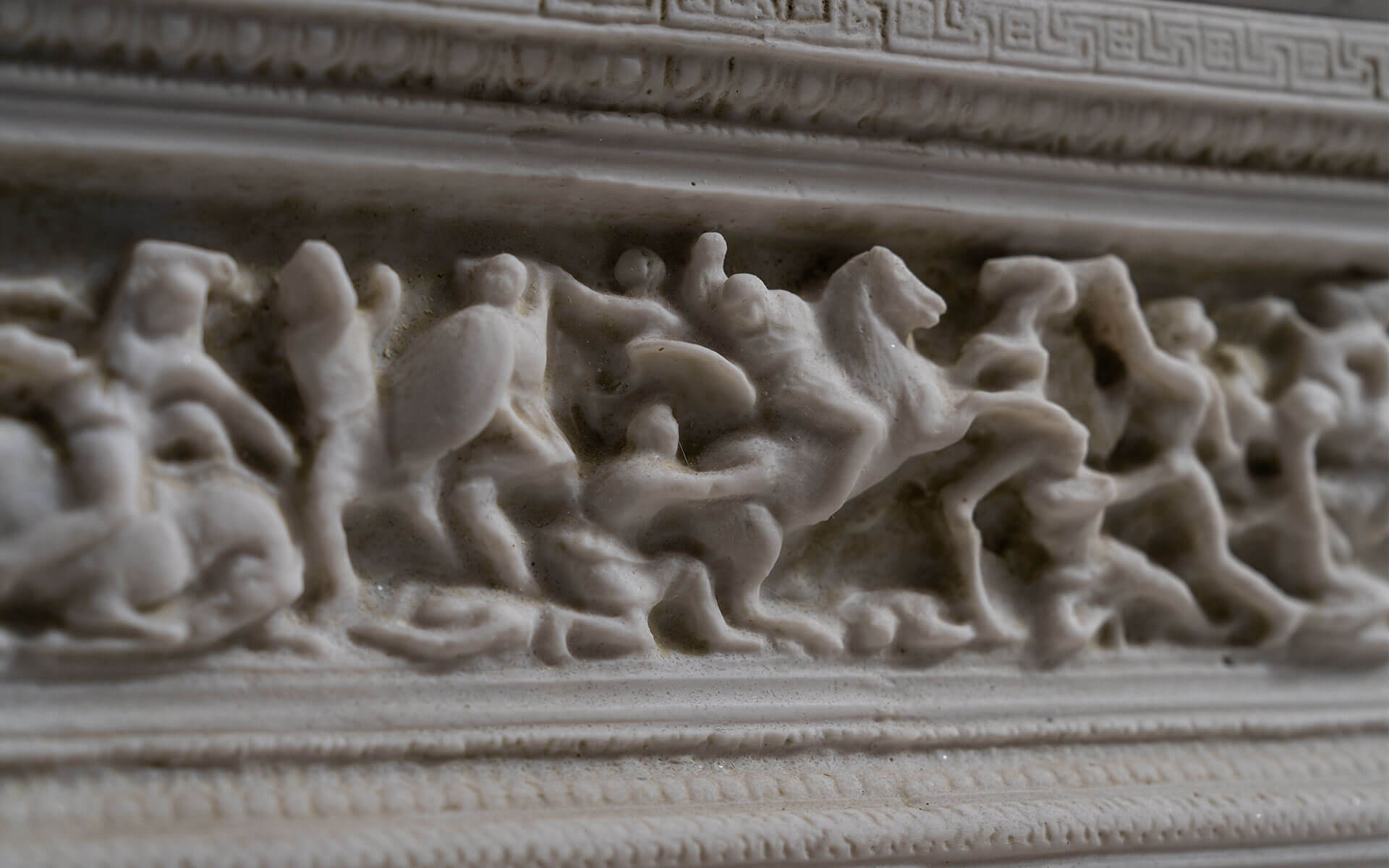 Alexander Sarcophagus (Dekoratif Boy)