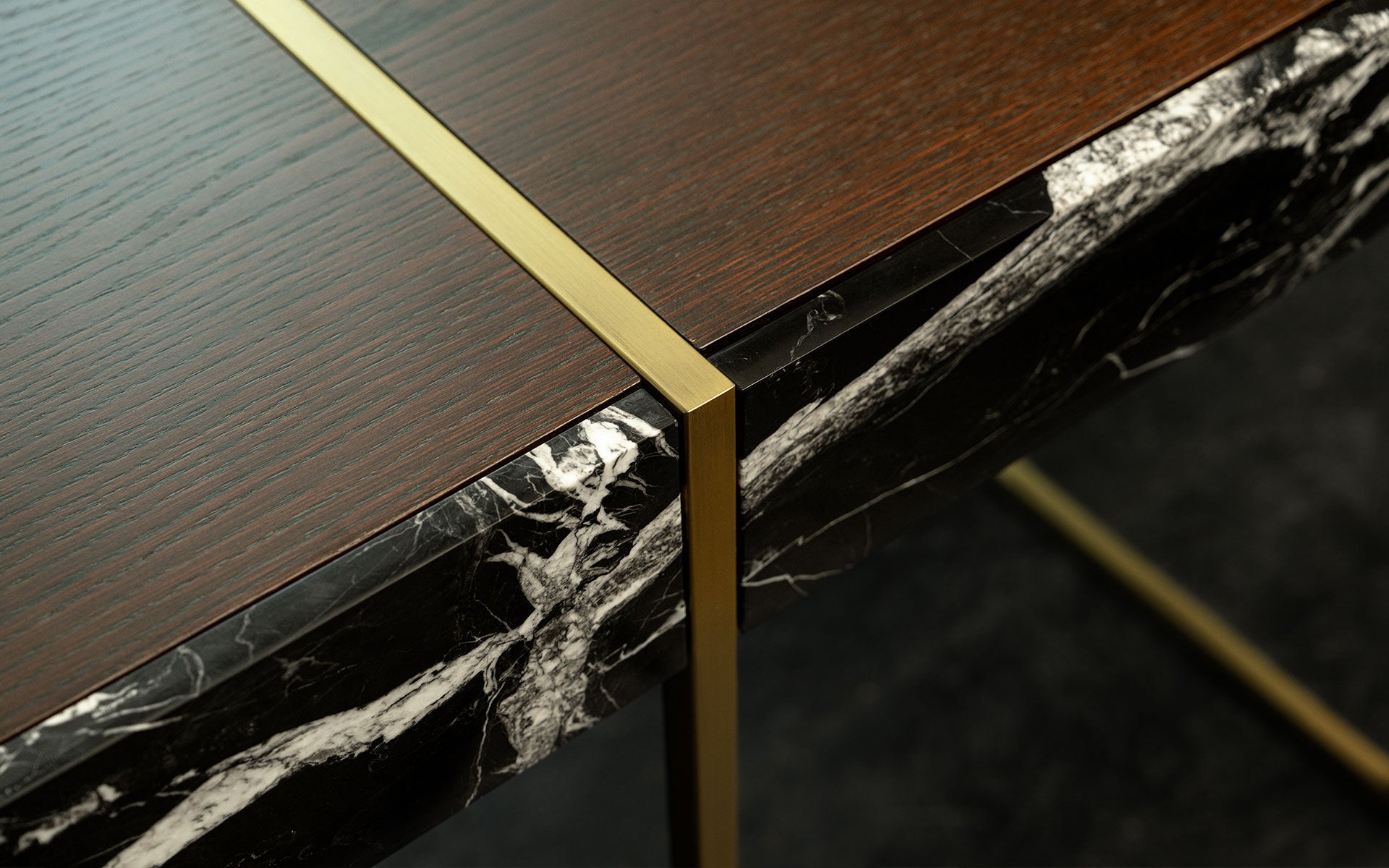 FAMED Çalışma Masası | lagu