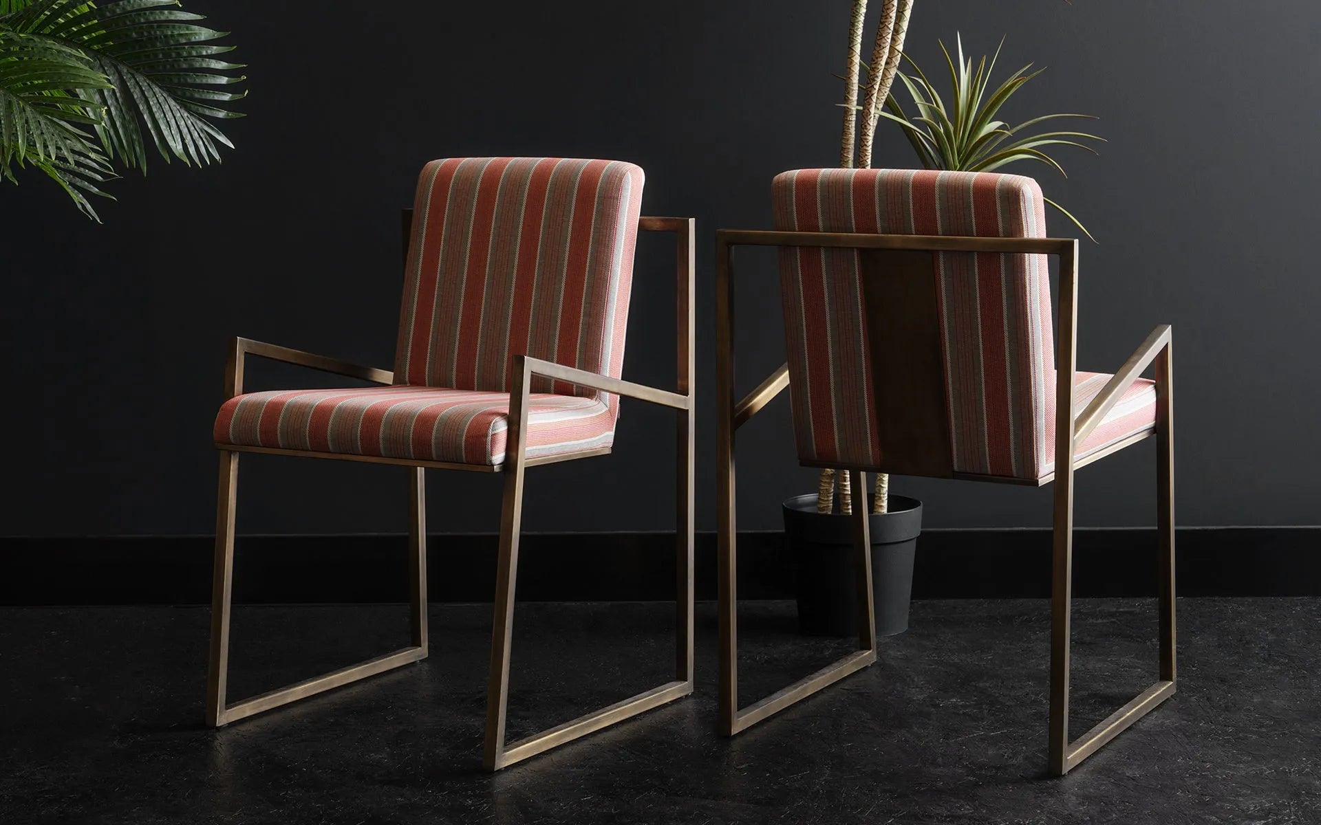 FAMED Sandalye | lagu