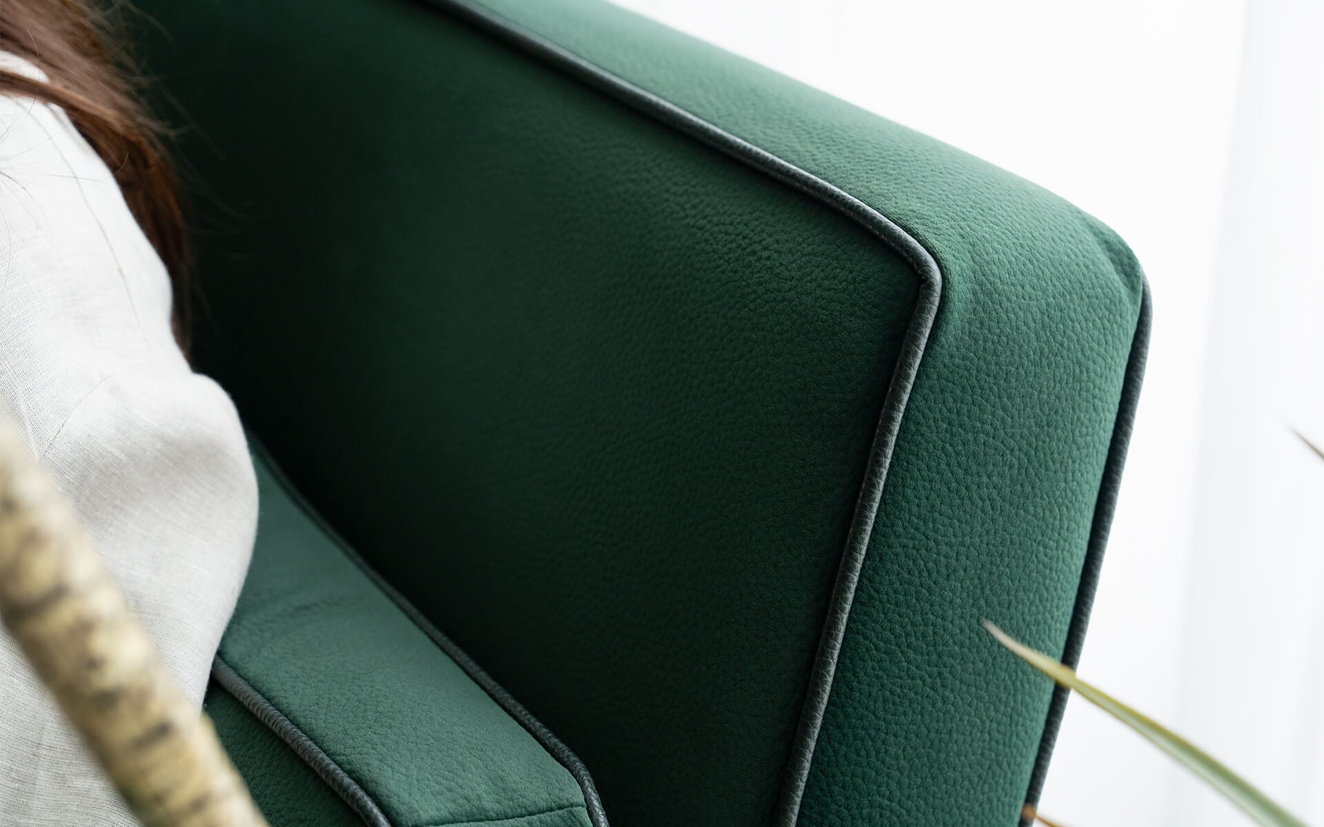 GAWAIN Armchair