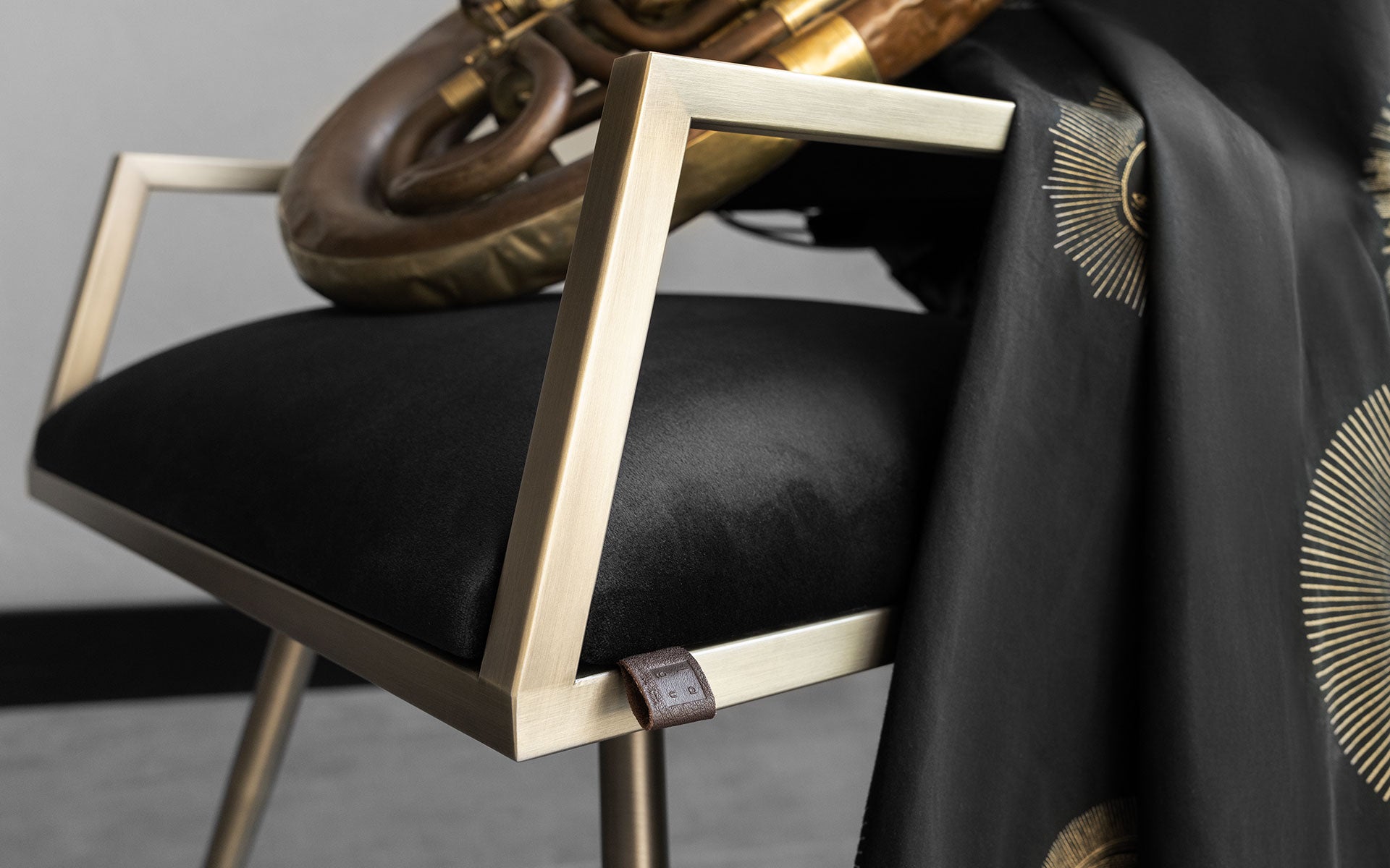 #İskelet Rengi_Pirinç Kaplama