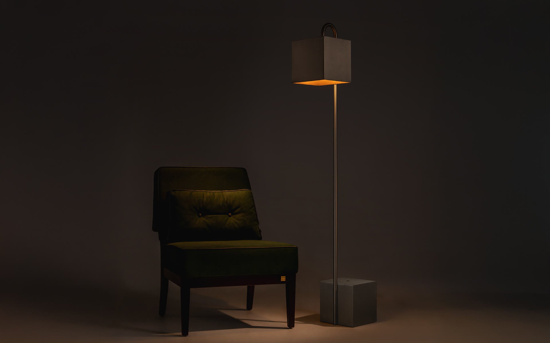 KŌDO Floor Lamp