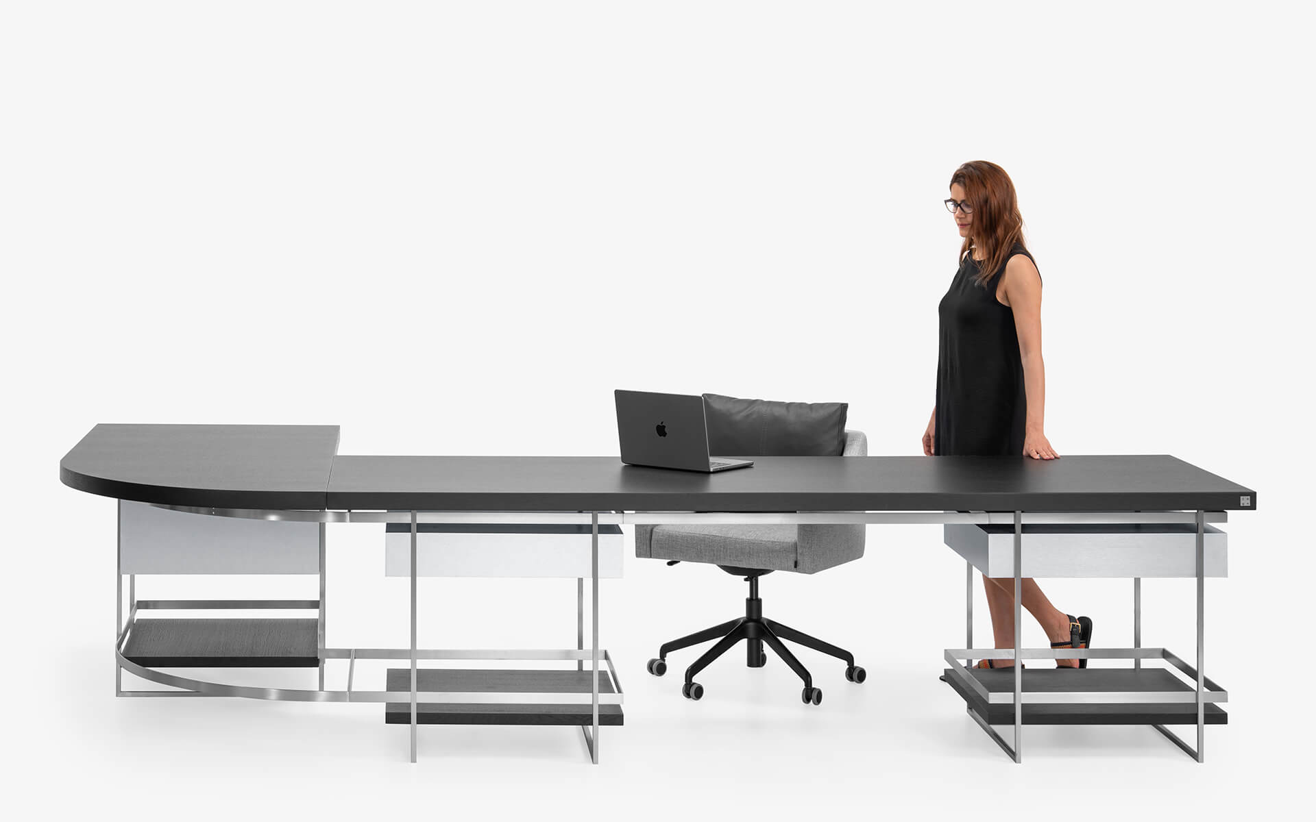 NAIFU Çalışma Masası | lagu