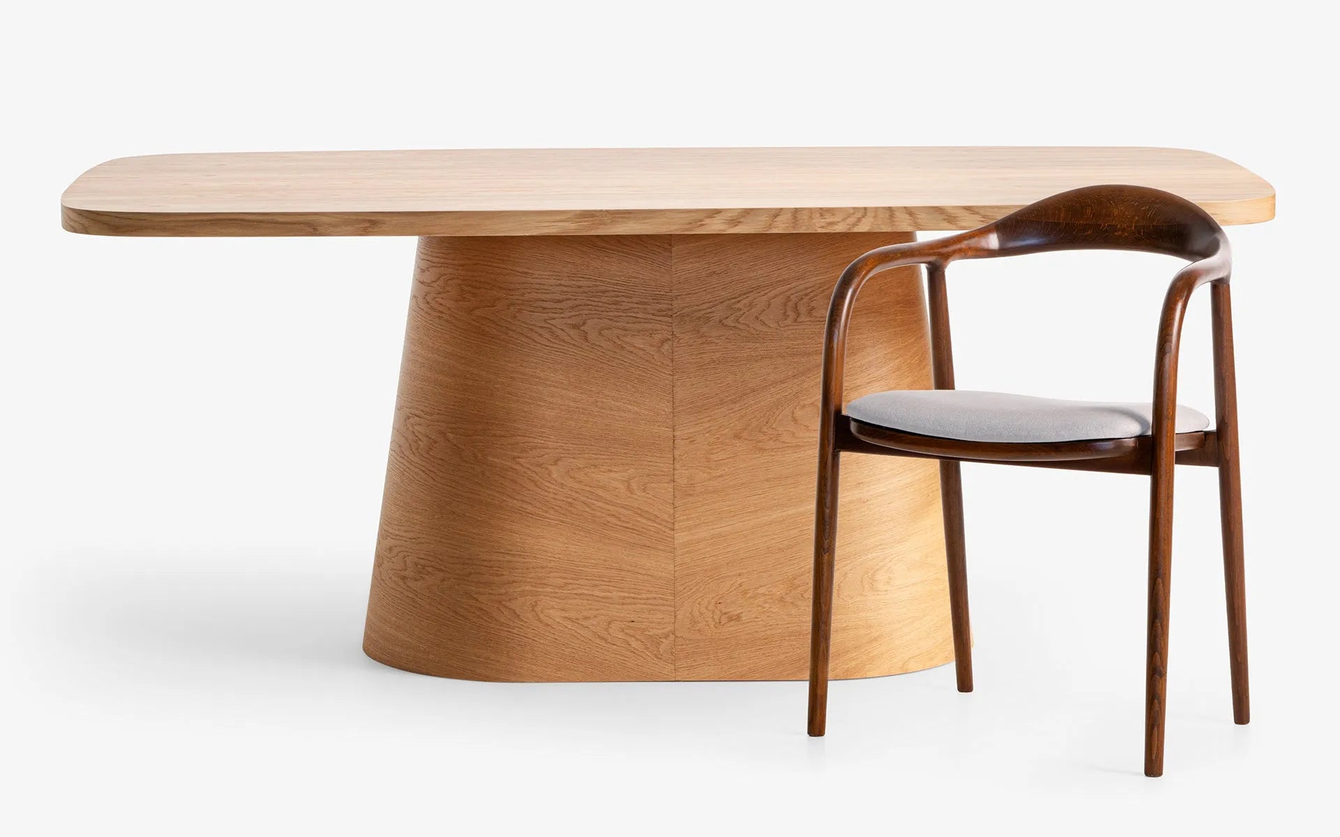 Sakuto Table + 6 Pieces of Raku Wooden Chair Set