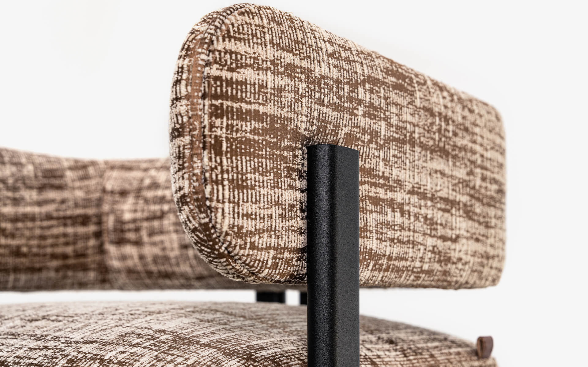 SUI Bar Chair