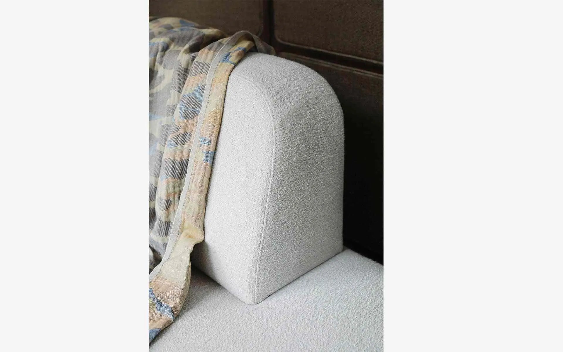 DOTTIE Lounge L Kanepe | lagu