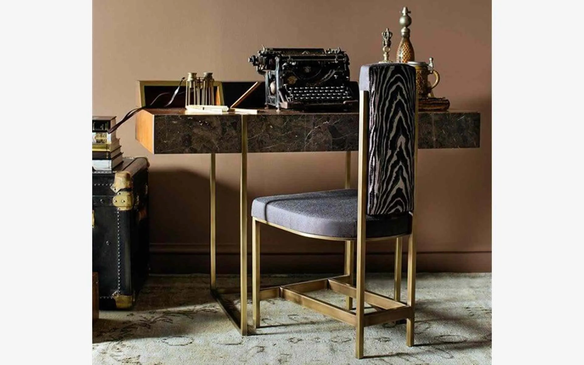 FAMED Çalışma Masası | lagu