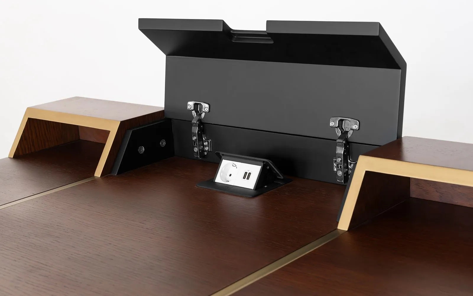 FAMED Çalışma Masası | lagu