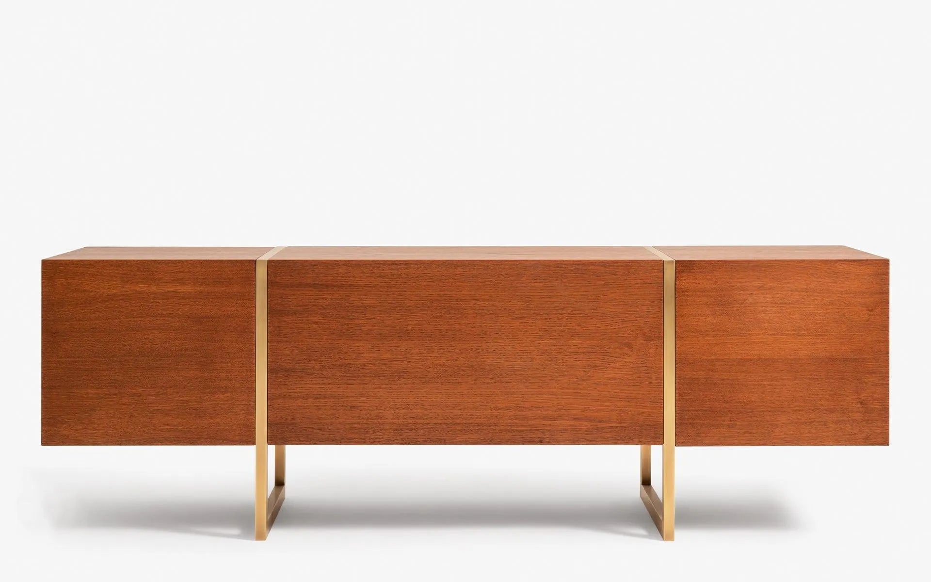 FAMED TV Ünitesi No:1 | lagu