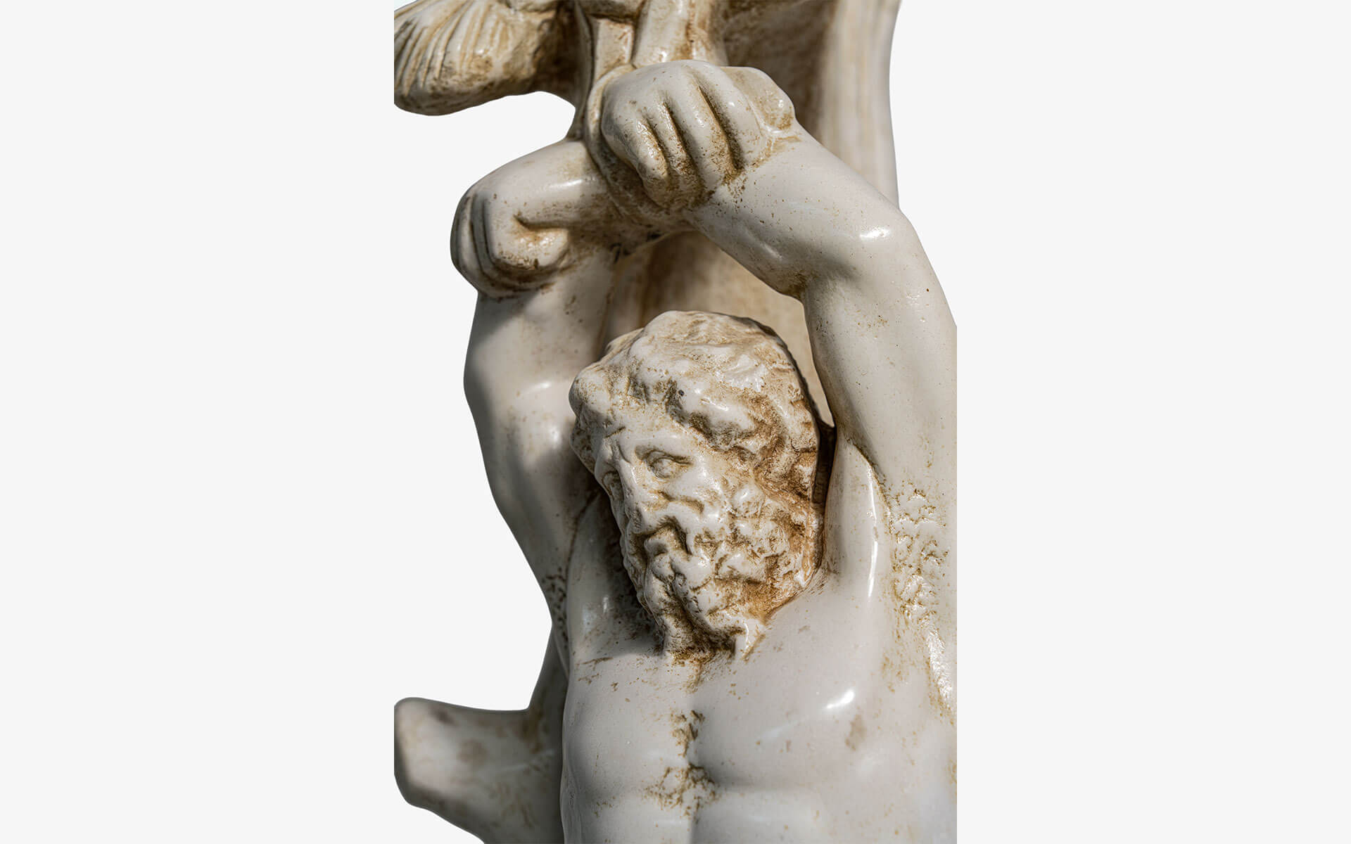 Beyaz Marsyas Heykeli