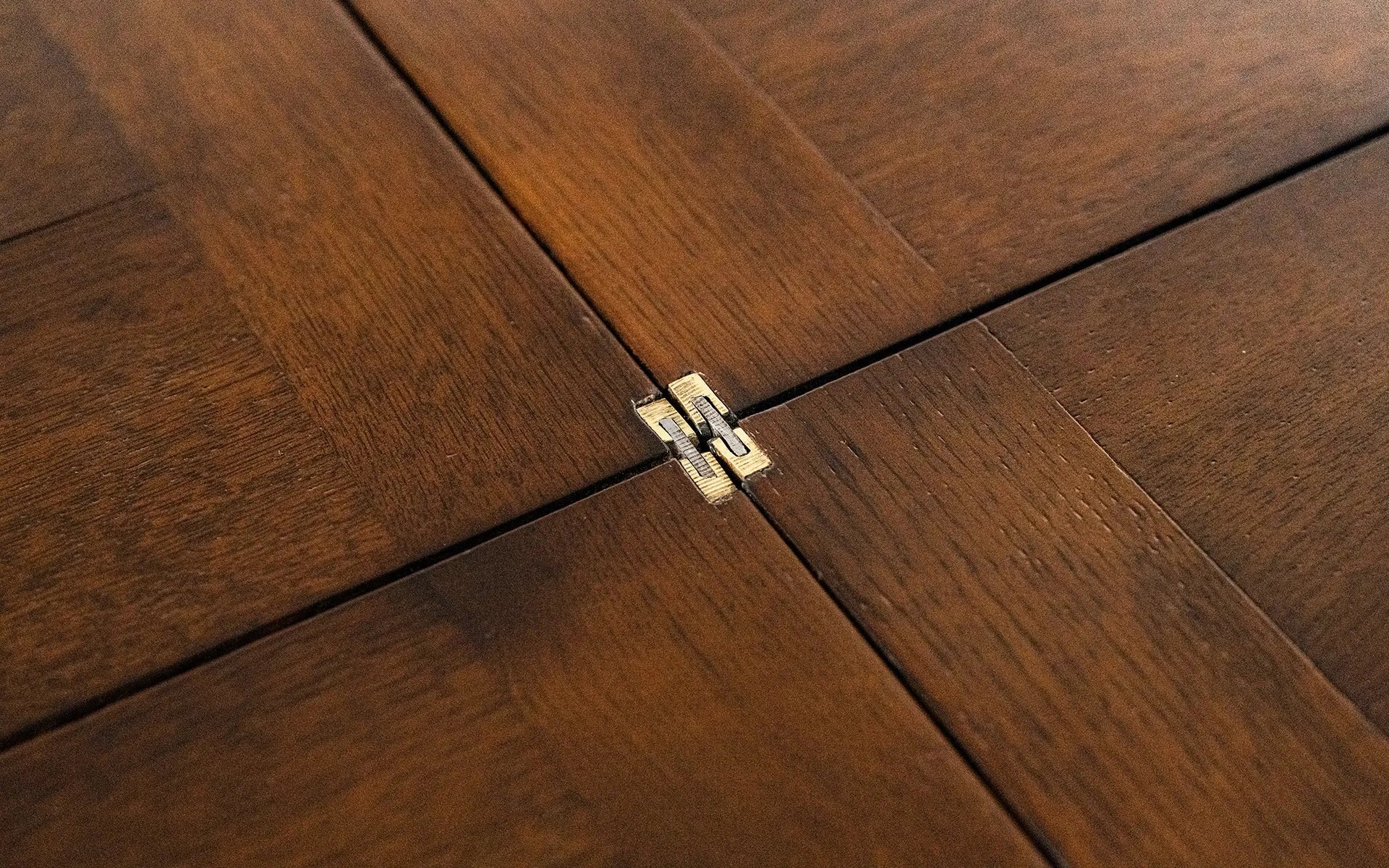 William & Mary Antika Masa | s e l e c t i o n