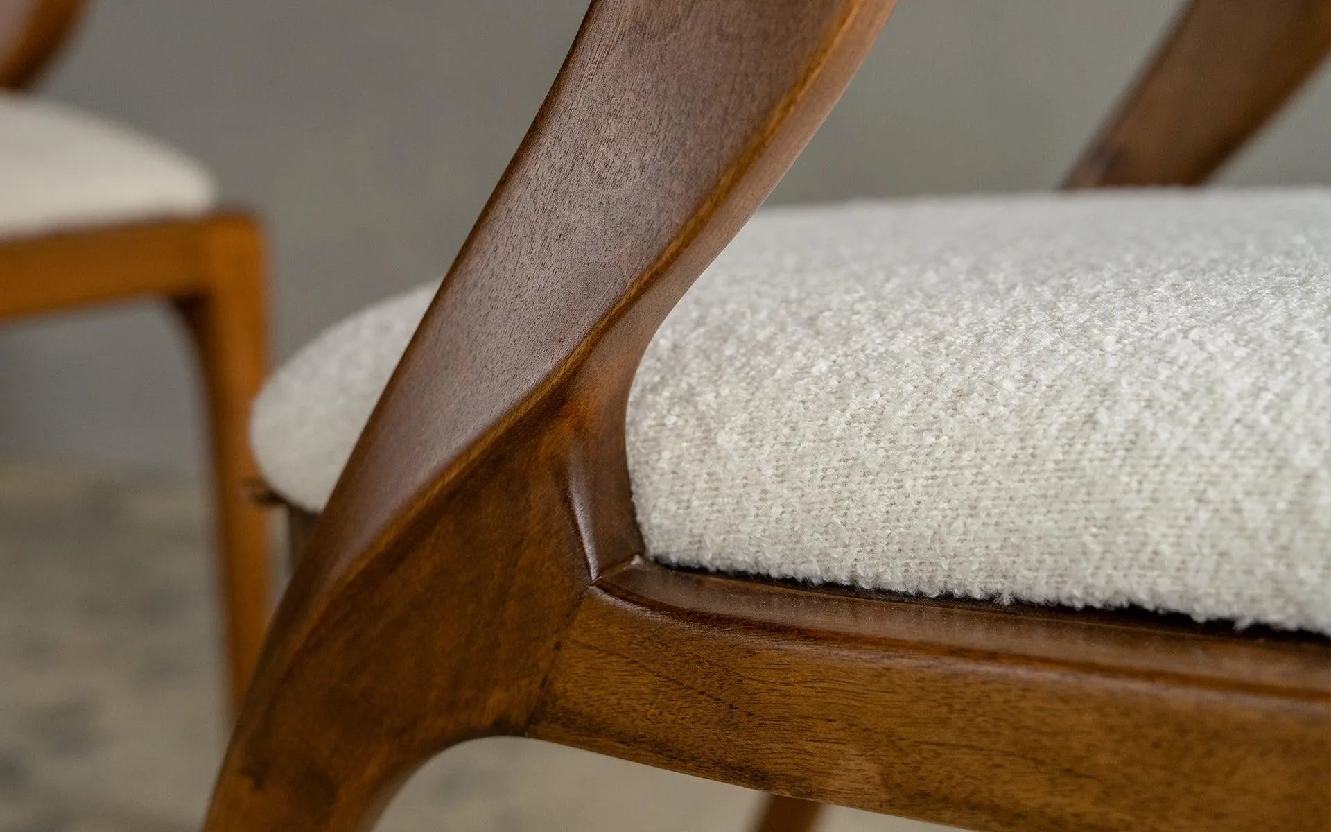 Nana Ceviz Ahşap Sandalye Küçük | s e l e c t i o n