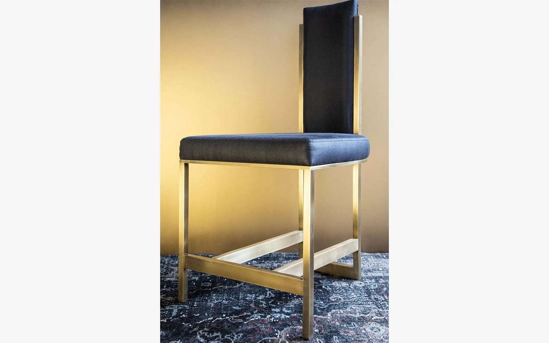 RECALLED Sandalye Zebra | lagu