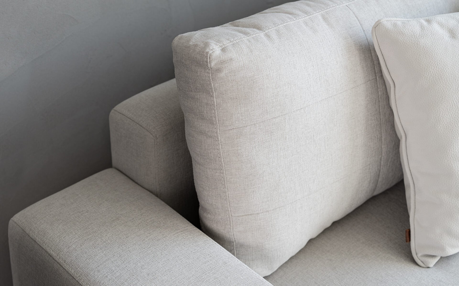 Ruga L-shaped sofa
