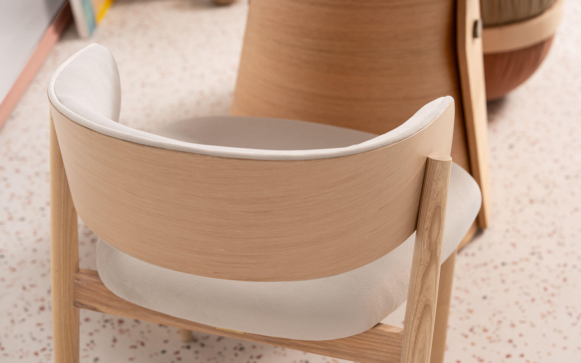 Sato Sandalye | s e l e c t i o n