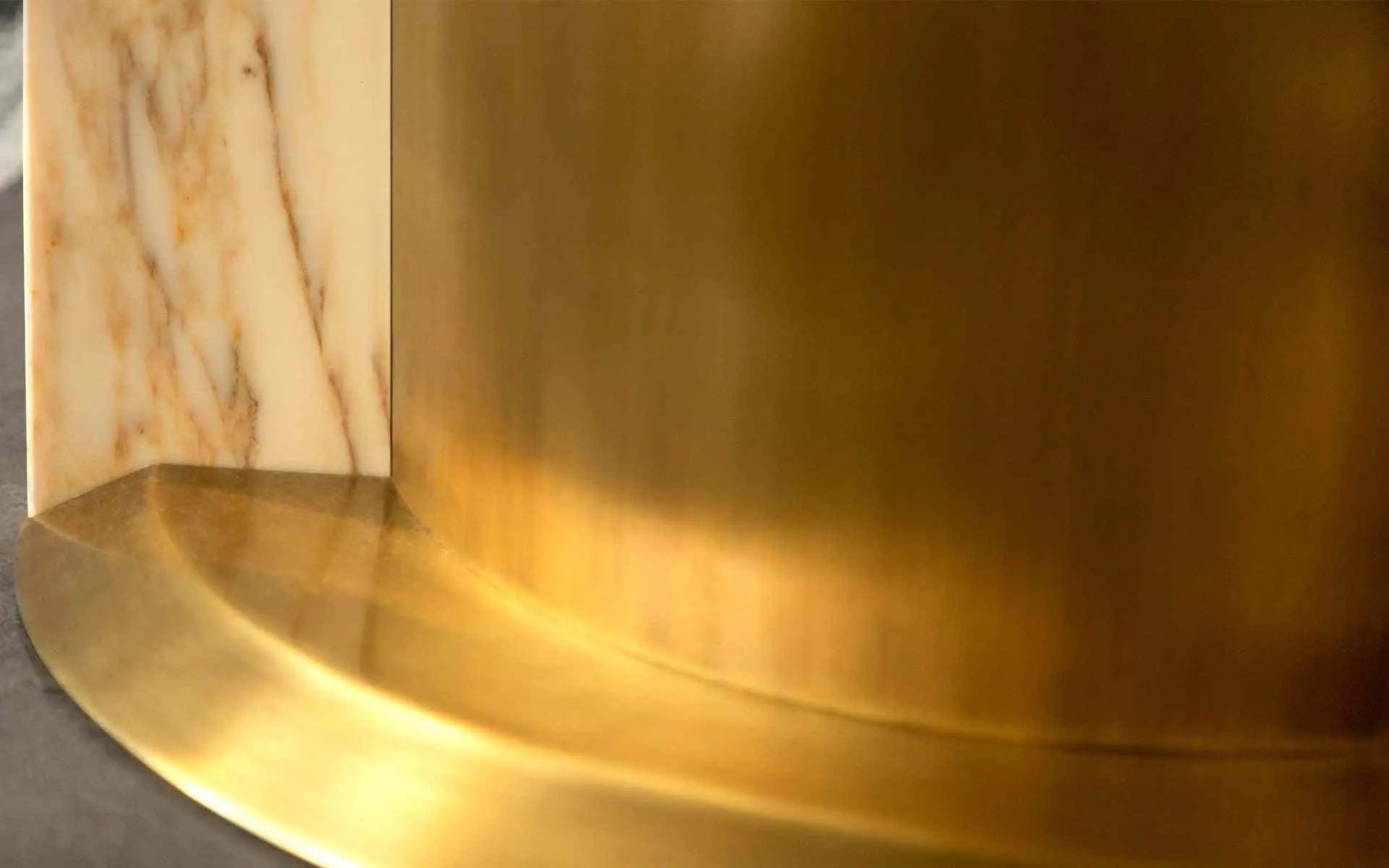 TIM Yuvarlak Masa Pirinç | lagu