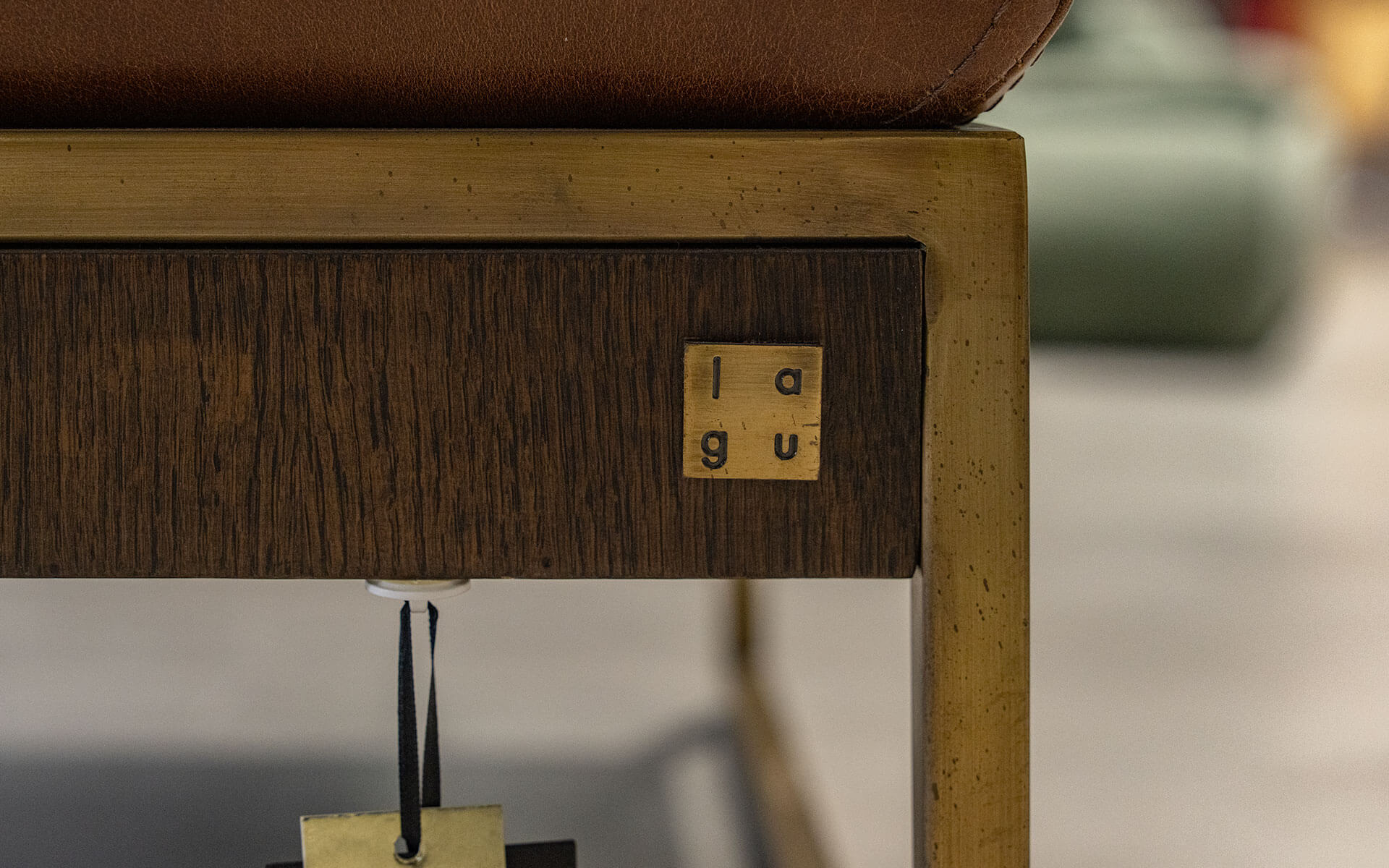 FAMED Puf (Teshir) | lagu