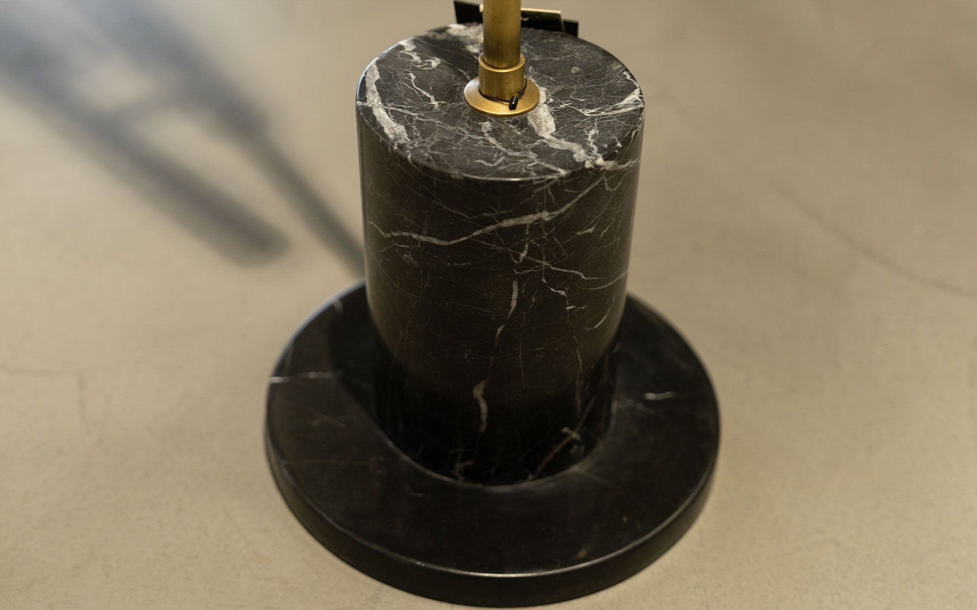 IRREGULAR Floor Lamp