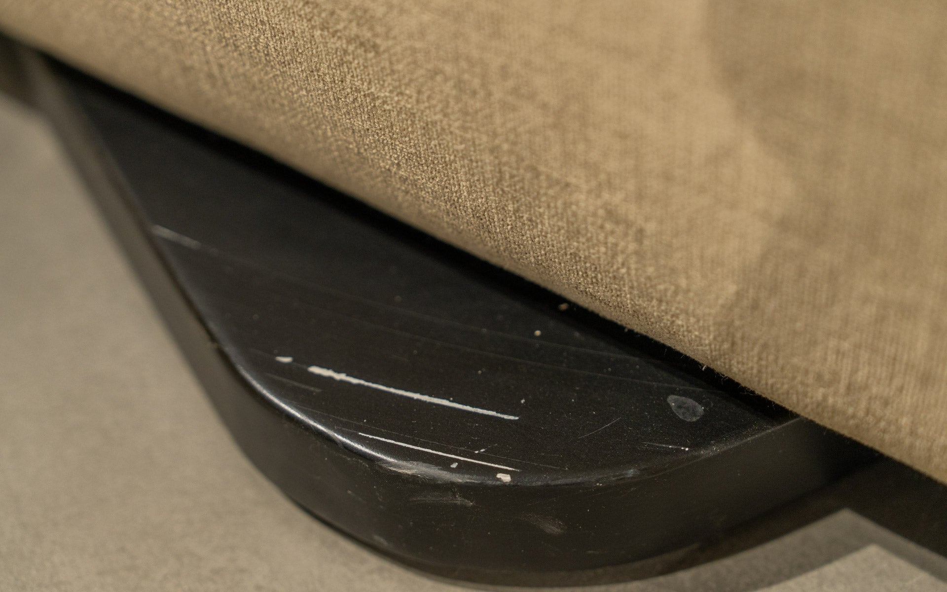 Minio Sofa Orange (Display)