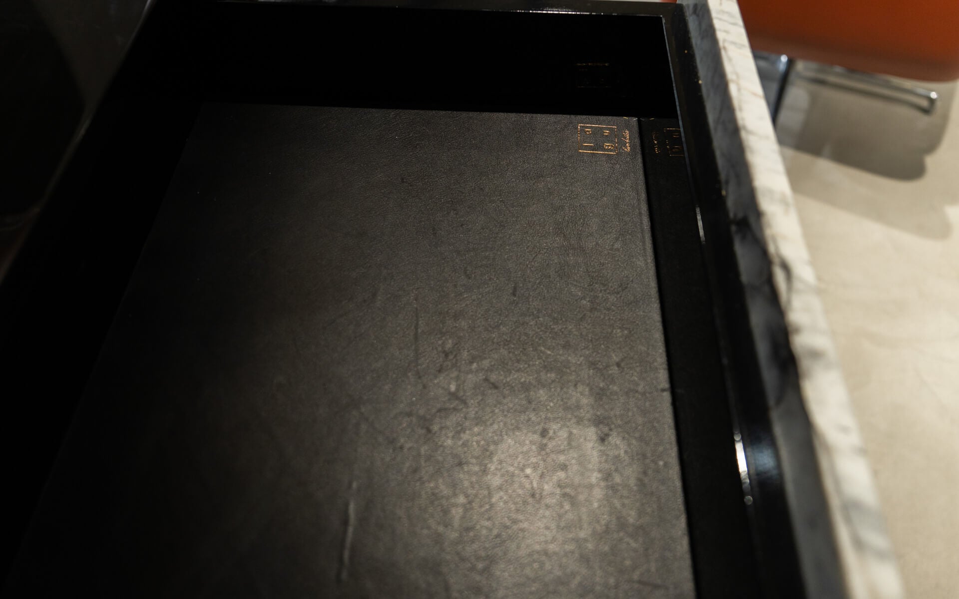 FAMED Konsol No:3 Carrara White (Teşhir) | lagu