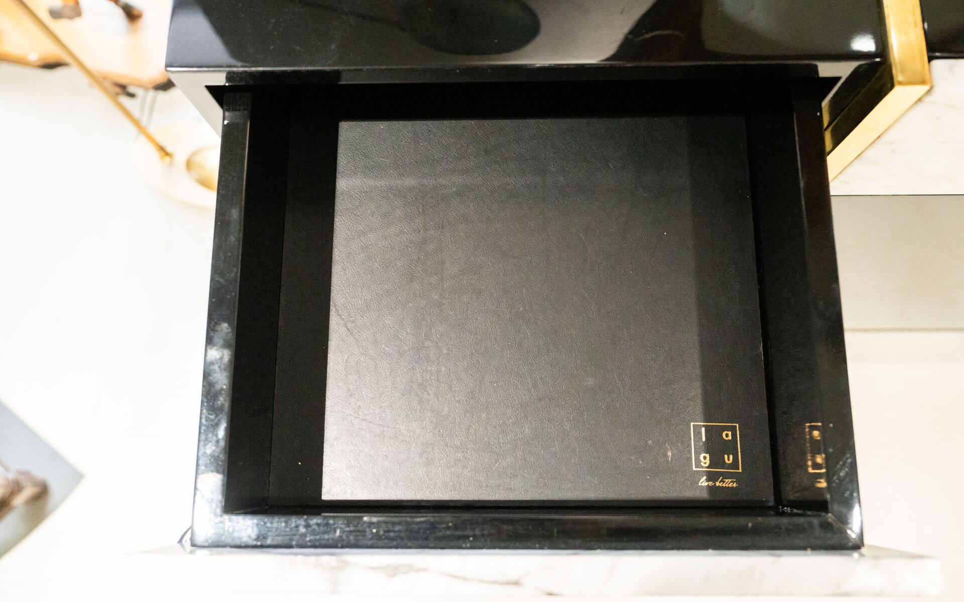 FAMED Konsol No:3 Carrara White (Teşhir) | lagu