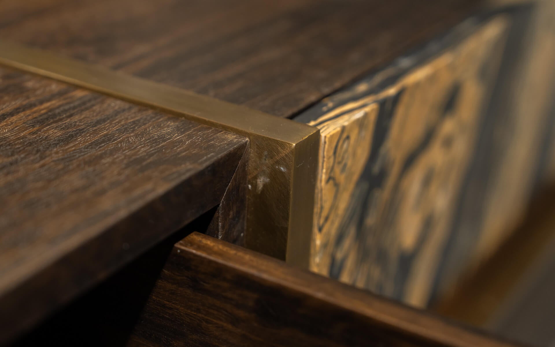 Famed TV Unit Nero (Display)