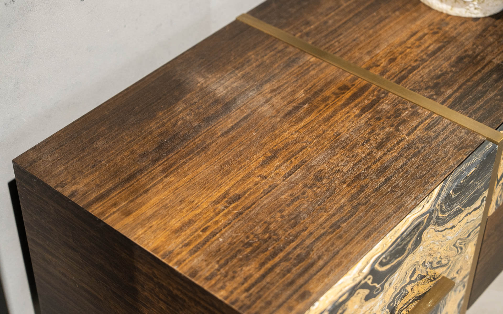 Famed TV Unit Nero (Display)