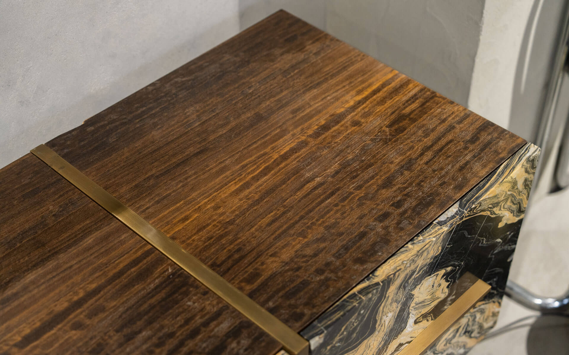 Famed TV Unit Nero (Display)