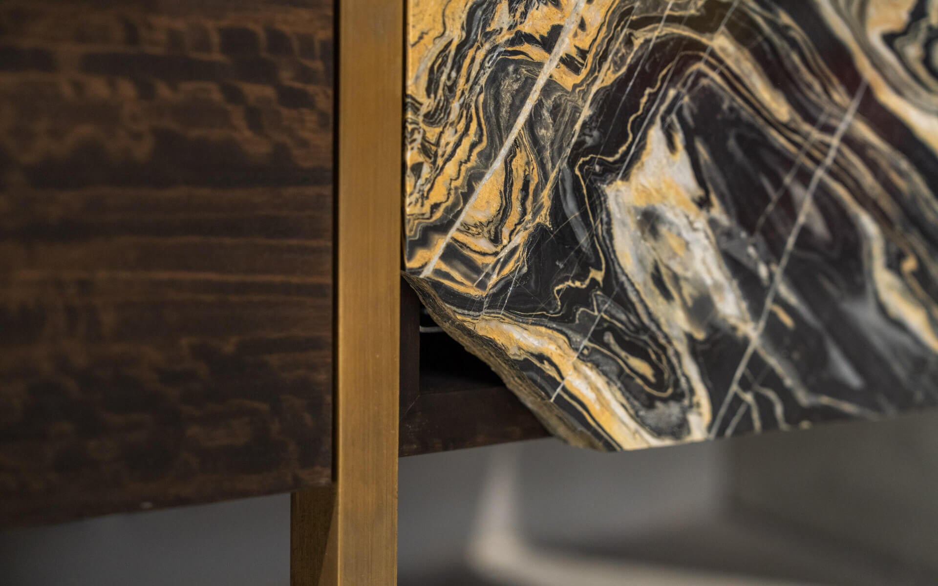 Famed TV Unit Nero (Display)