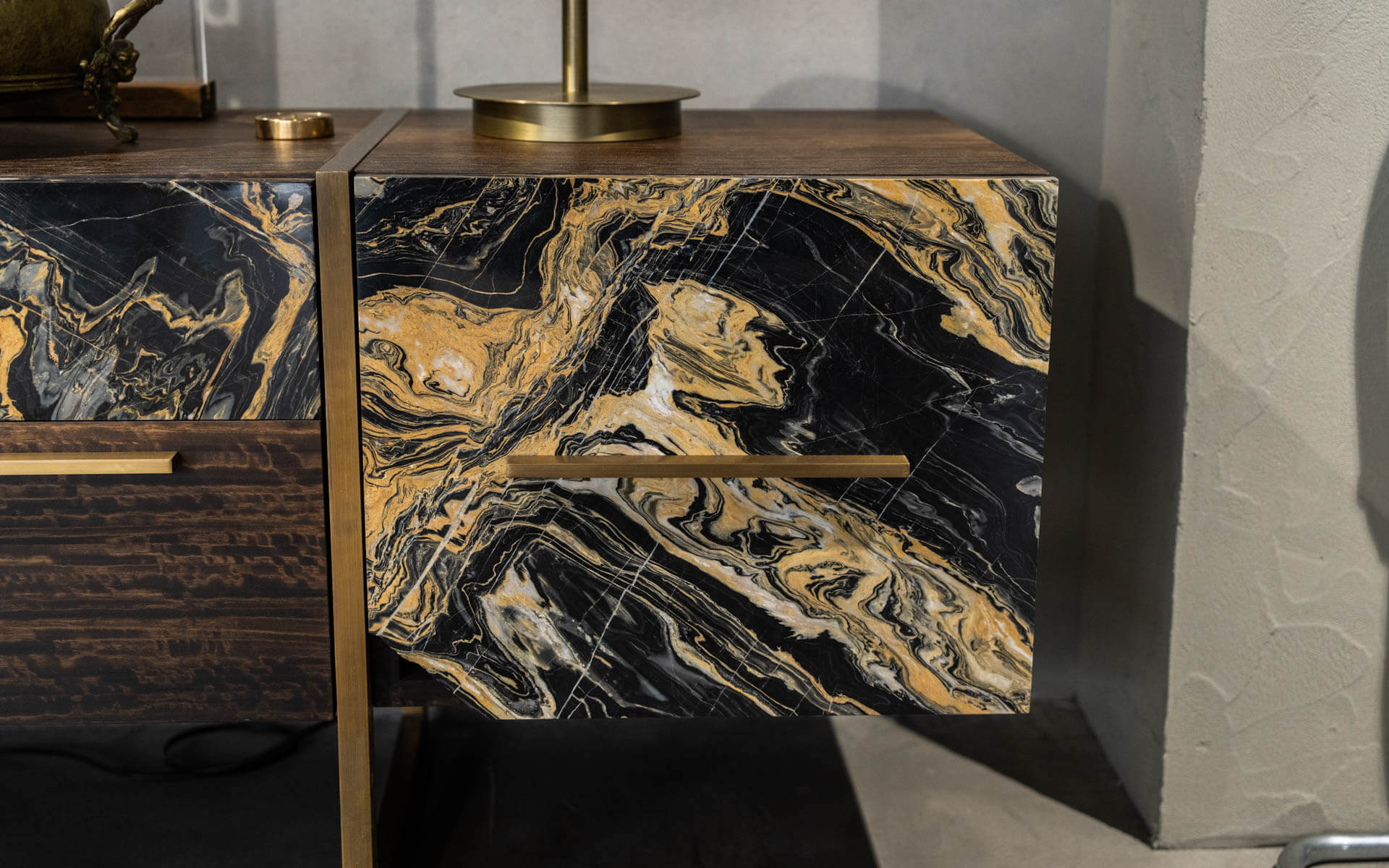 Famed TV Unit Nero (Display)