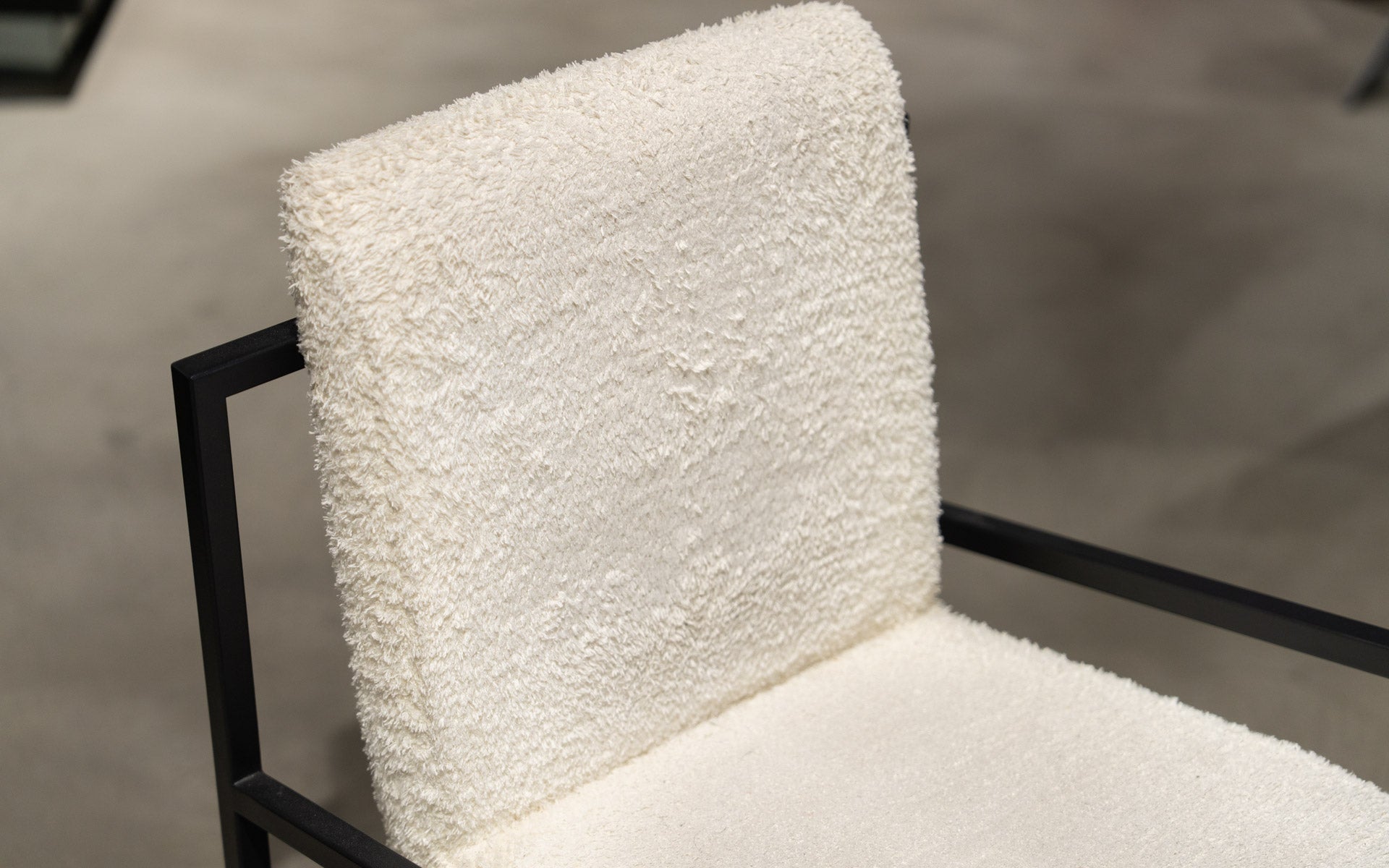 FAMED Sandalye Peluş Kumaş (Teşhir) | lagu