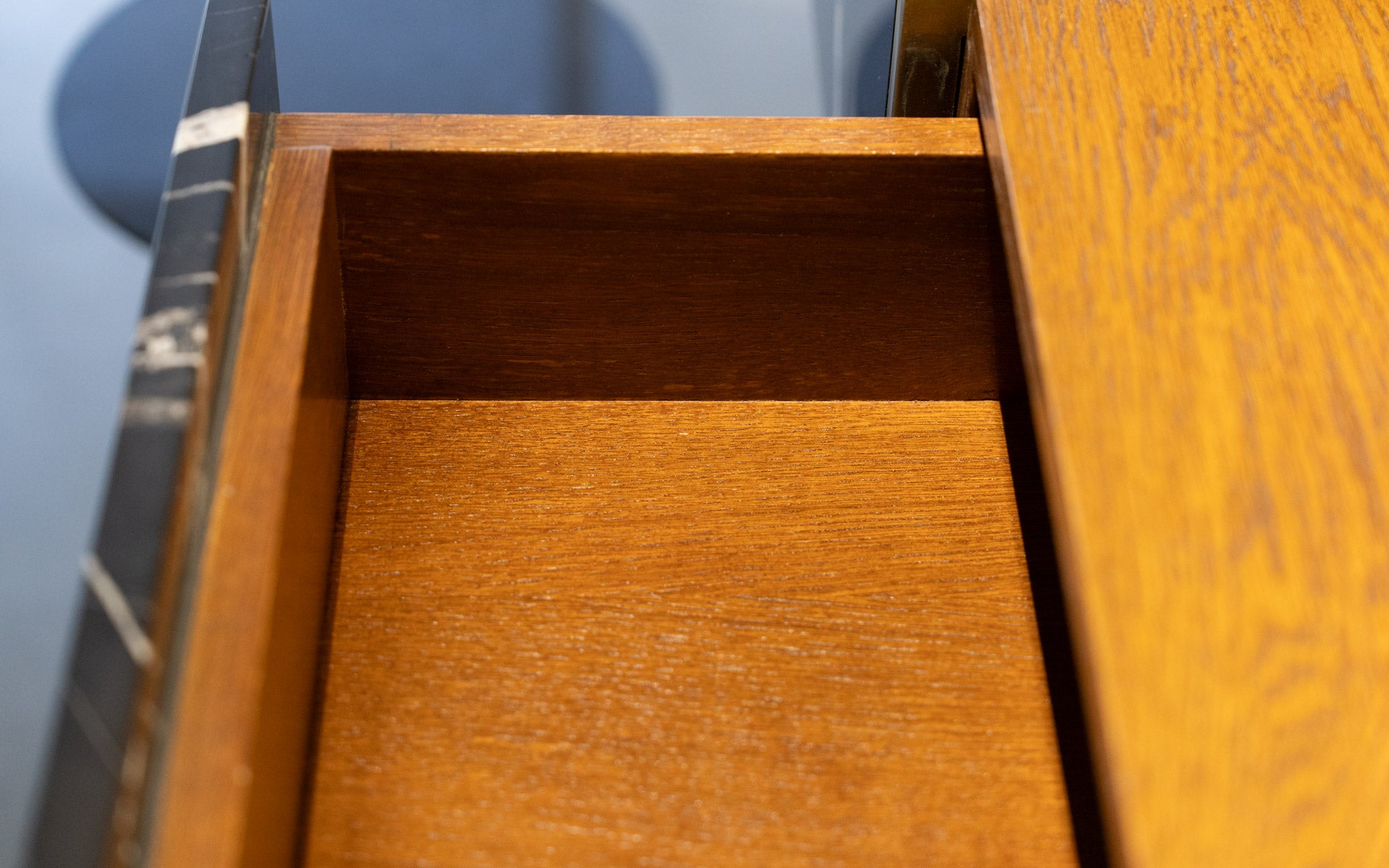 Famed Dresuar Alexander Black (Teşhir) | lagu