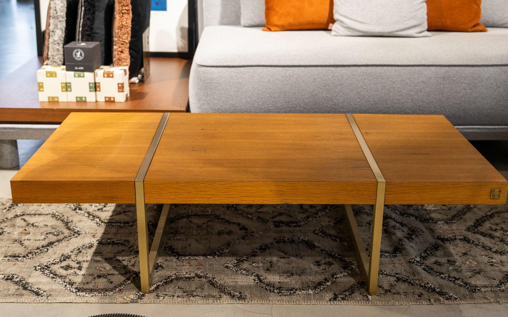 Famed Coffee Table Wooden Large