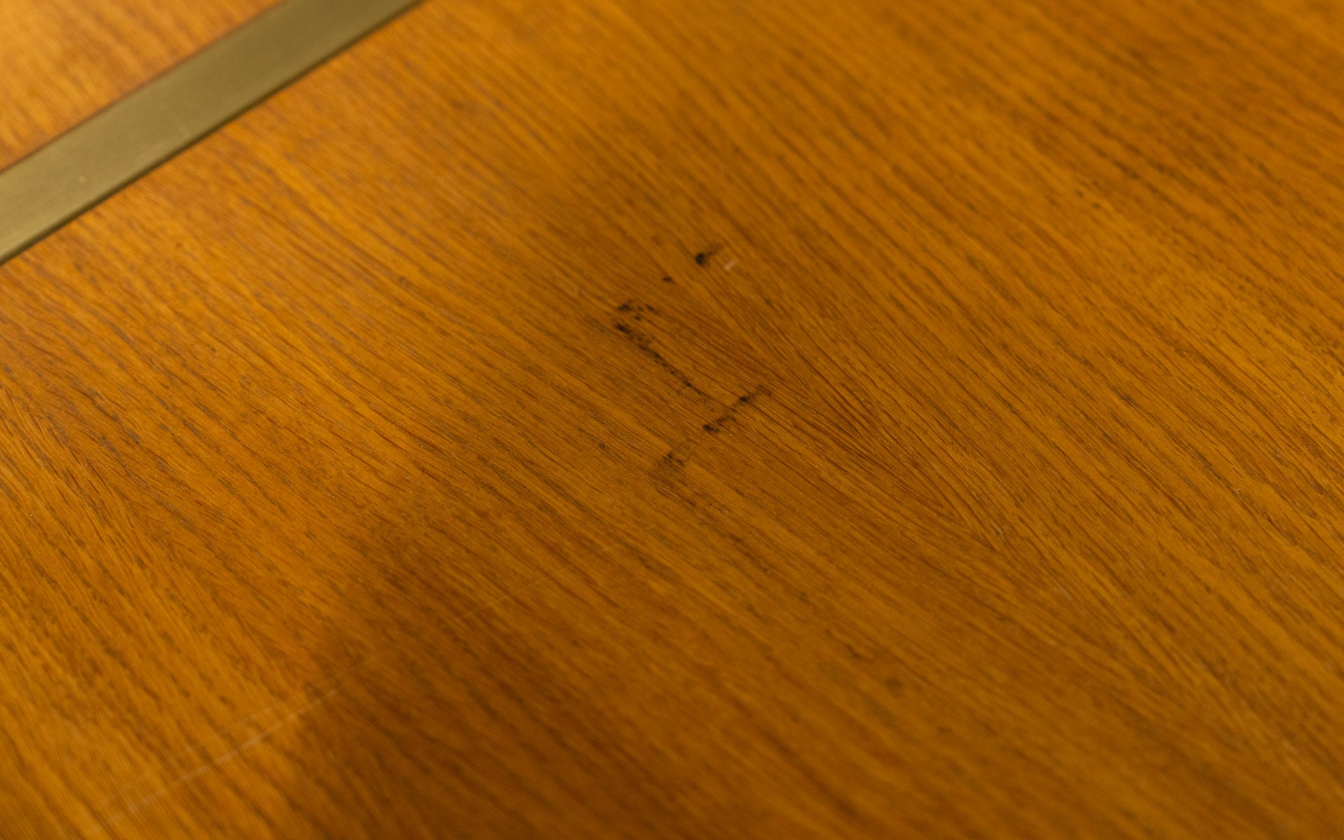 Famed Coffee Table Wooden Large