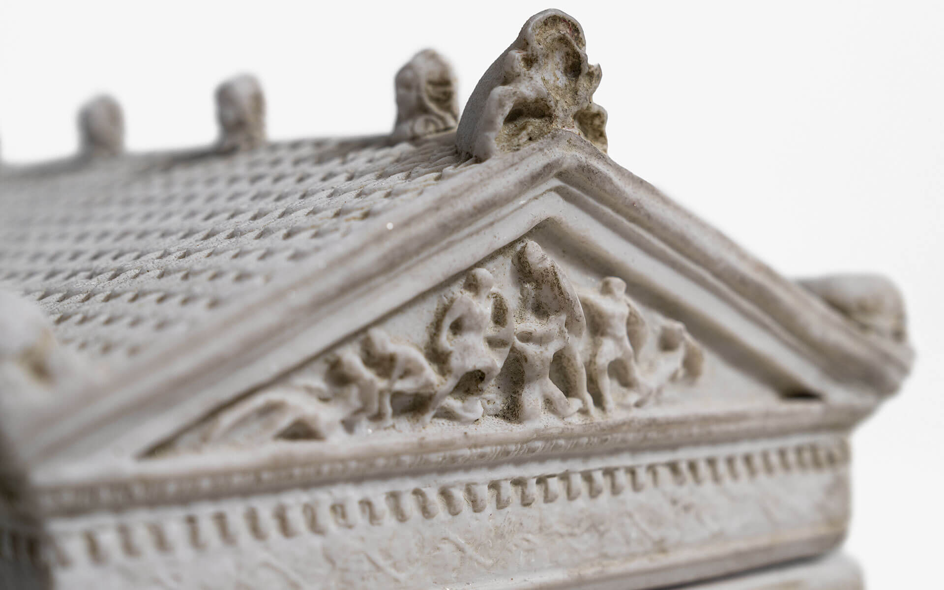 Alexander Sarcophagus (Dekoratif Boy)