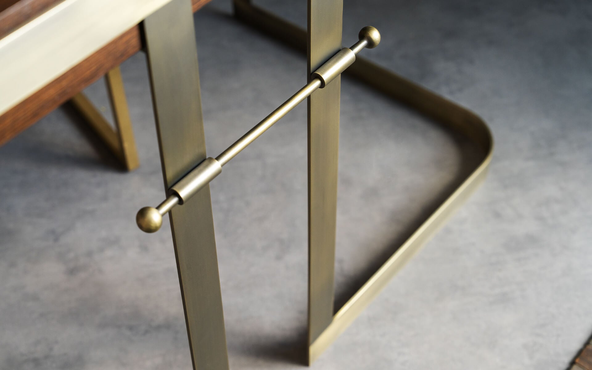 #Metal Ayak_Pirinç Kaplama