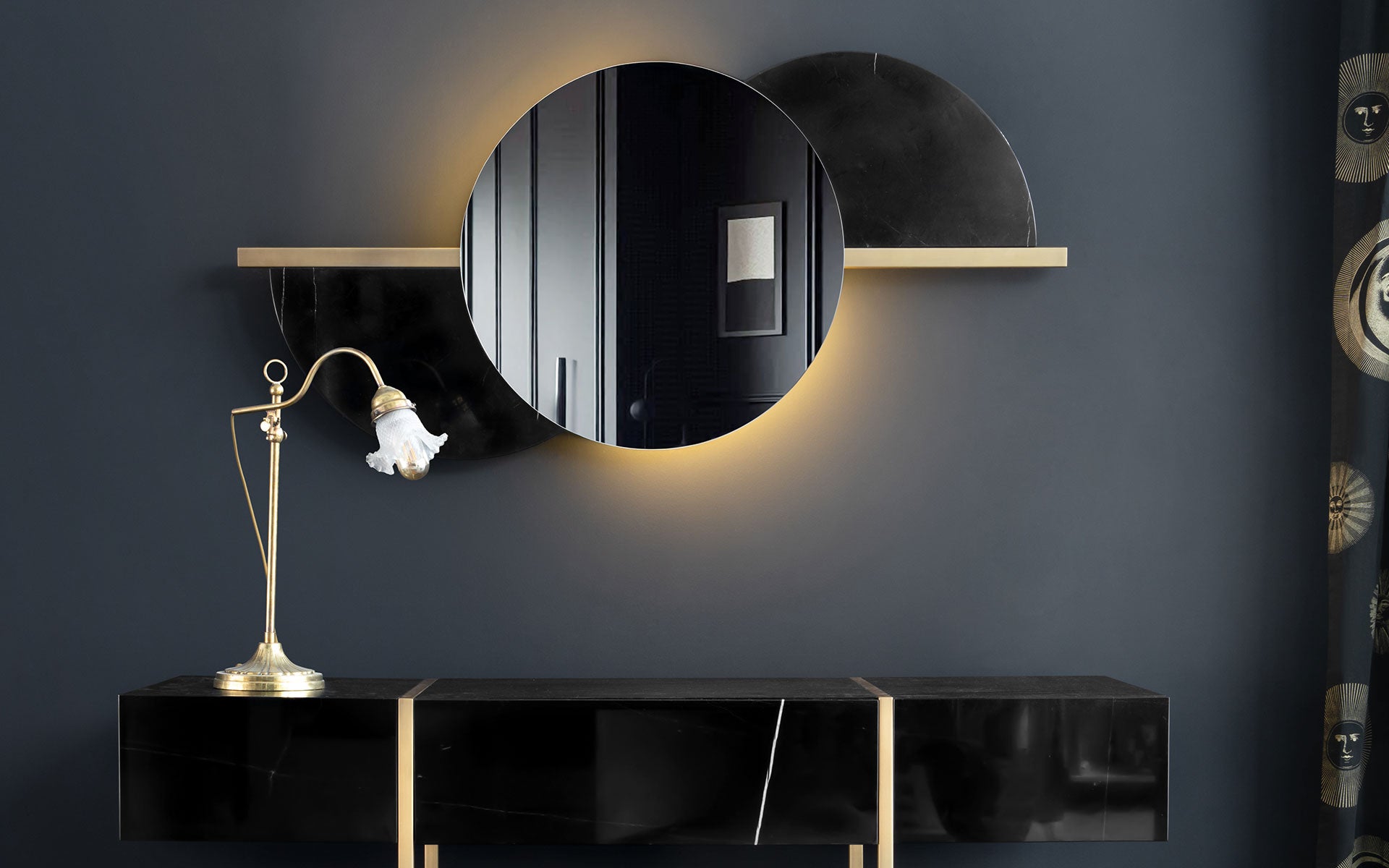 Luna Mirror Illuminated