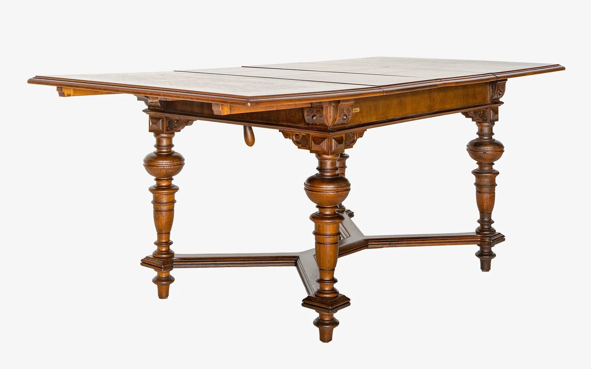 William & Mary Antika Masa | s e l e c t i o n