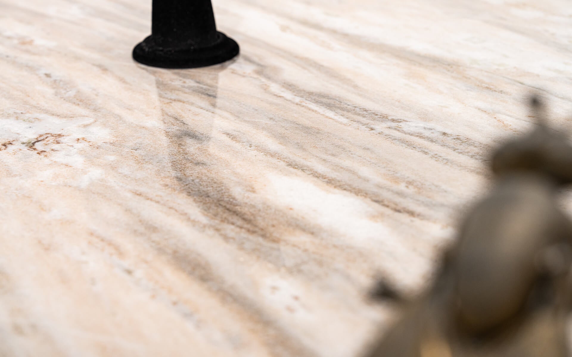 SUİ Yemek Masası | lagu